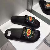 ブランドコピー靴 激安