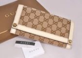 グッチ 2010新作 財布