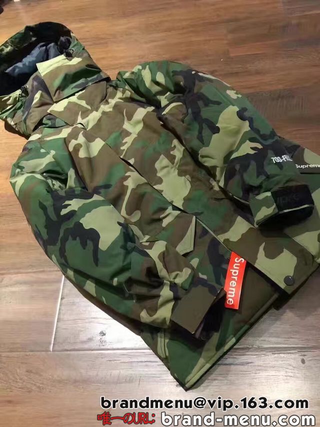 i2017V fB[XYSupreme Uptown Down Parka/700-FILL / _E/Camo   117 X[p[Rs[