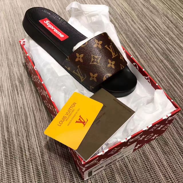 i2017V CBgVv[~CBgSupreme  Louis Vuitton fB[XY XbpAT_A  129 X[p[Rs[
