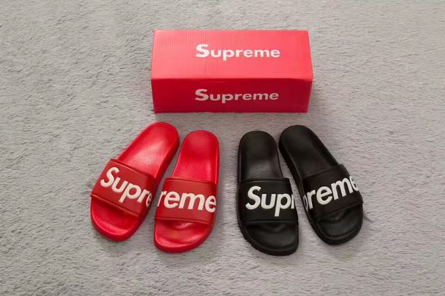 高品質2017新作 ルイヴィトンシュプリーム×ルイヴィトンSupreme と Louis Vuitton レディースメンズ スリッパ、サンダル、  131 スーパーコピー代引き