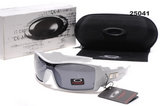 品質を重視、納期も厳守、信用第一は当社の方針です。OAKLEY サングラス アウトレット