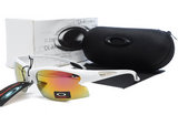 有名ブランドコピーを多数取り揃え欲しいOAKLEY サングラス 安いがすぐ見つかる!