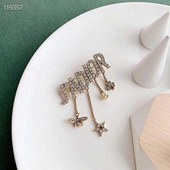 品質を重視、納期も厳守、信用第一は当社の方針です。シャネル ブローチ パロディ