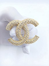 有名ブランドコピーを多数取り揃え欲しいシャネル ブローチ パロディがすぐ見つかる!