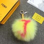 フェンディ バッグチャーム コピーレプリカ財布超美品