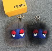 フェンディ バッグチャーム セールブランド 財布コピー の品質よくて、激安の大特価でご提供し ます!